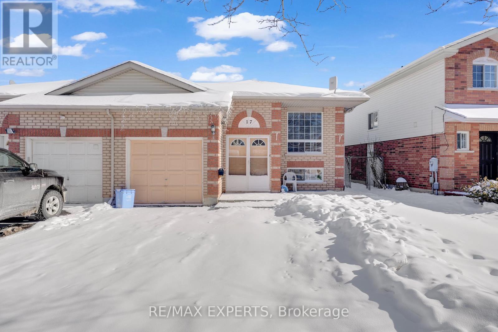 MAIN - 17 D A JONES AVENUE, New Tecumseth, Ontario