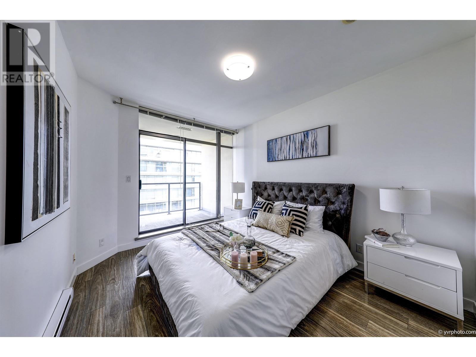 Listing Picture 12 of 16 : 1605 6888 ALDERBRIDGE WAY, Richmond / 烈治文 - 魯藝地產 Yvonne Lu Group - MLS Medallion Club Member