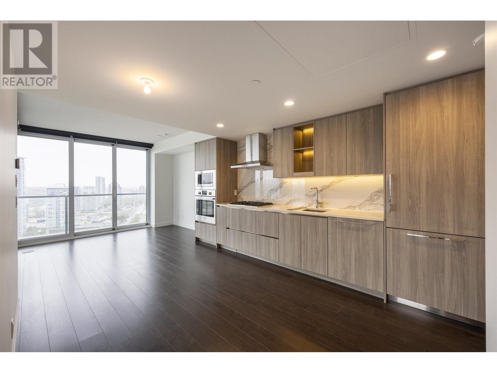 Listing Picture 2 of 6 : 4009 4880 LOUGHEED HIGHWAY, Burnaby / 本拿比 - 魯藝地產 Yvonne Lu Group - MLS Medallion Club Member