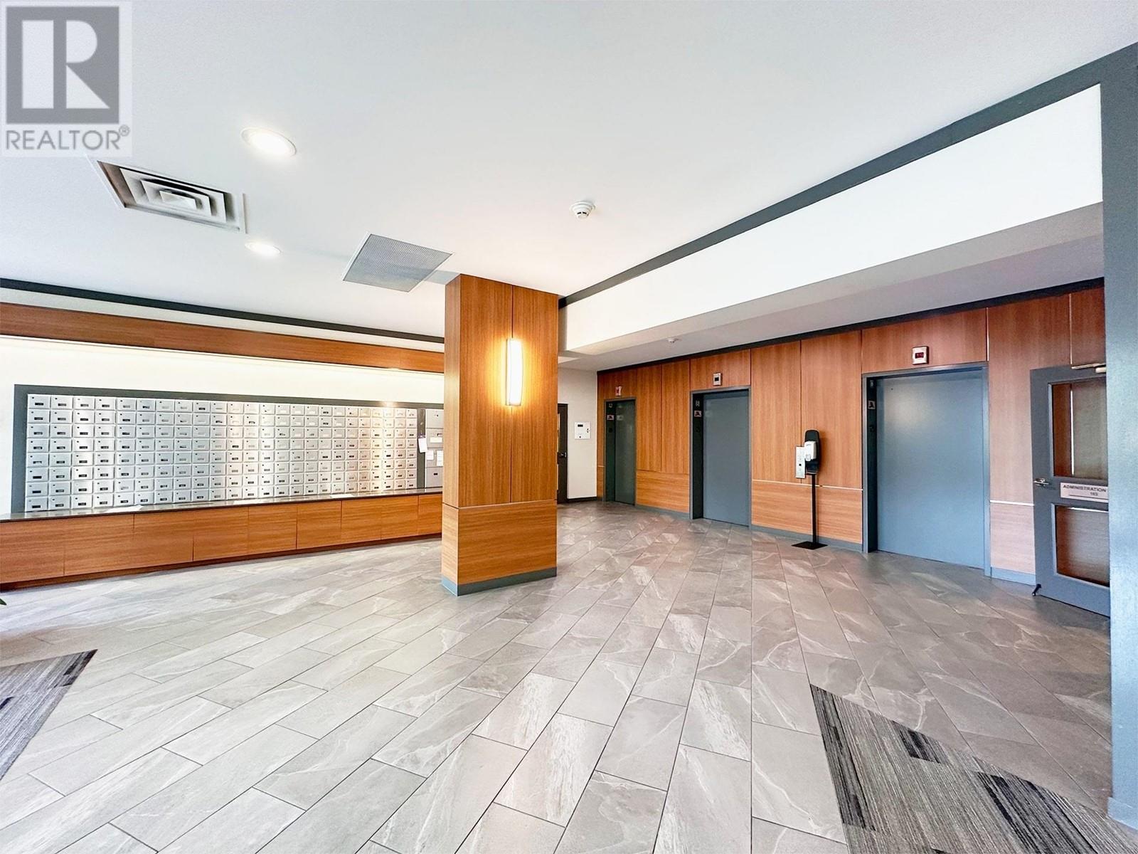 Listing Picture 20 of 22 : 706 3980 CARRIGAN COURT, Burnaby / 本拿比 - 魯藝地產 Yvonne Lu Group - MLS Medallion Club Member