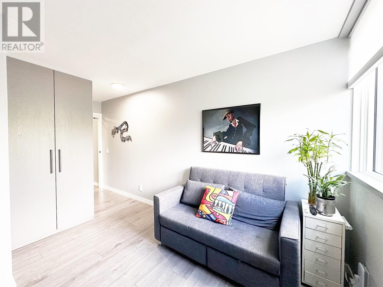 Listing Picture 14 of 22 : 706 3980 CARRIGAN COURT, Burnaby / 本拿比 - 魯藝地產 Yvonne Lu Group - MLS Medallion Club Member