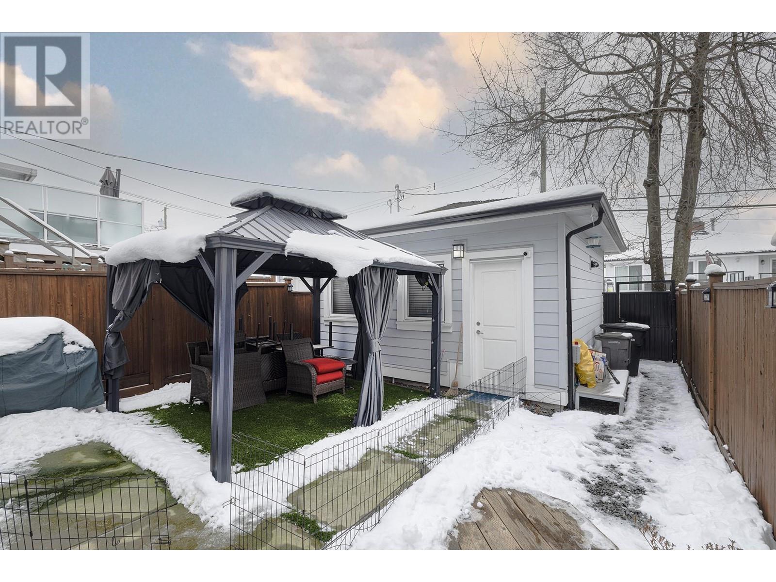 Listing Picture 2 of 18 : 620 E 54TH AVENUE, Vancouver / 溫哥華 - 魯藝地產 Yvonne Lu Group - MLS Medallion Club Member