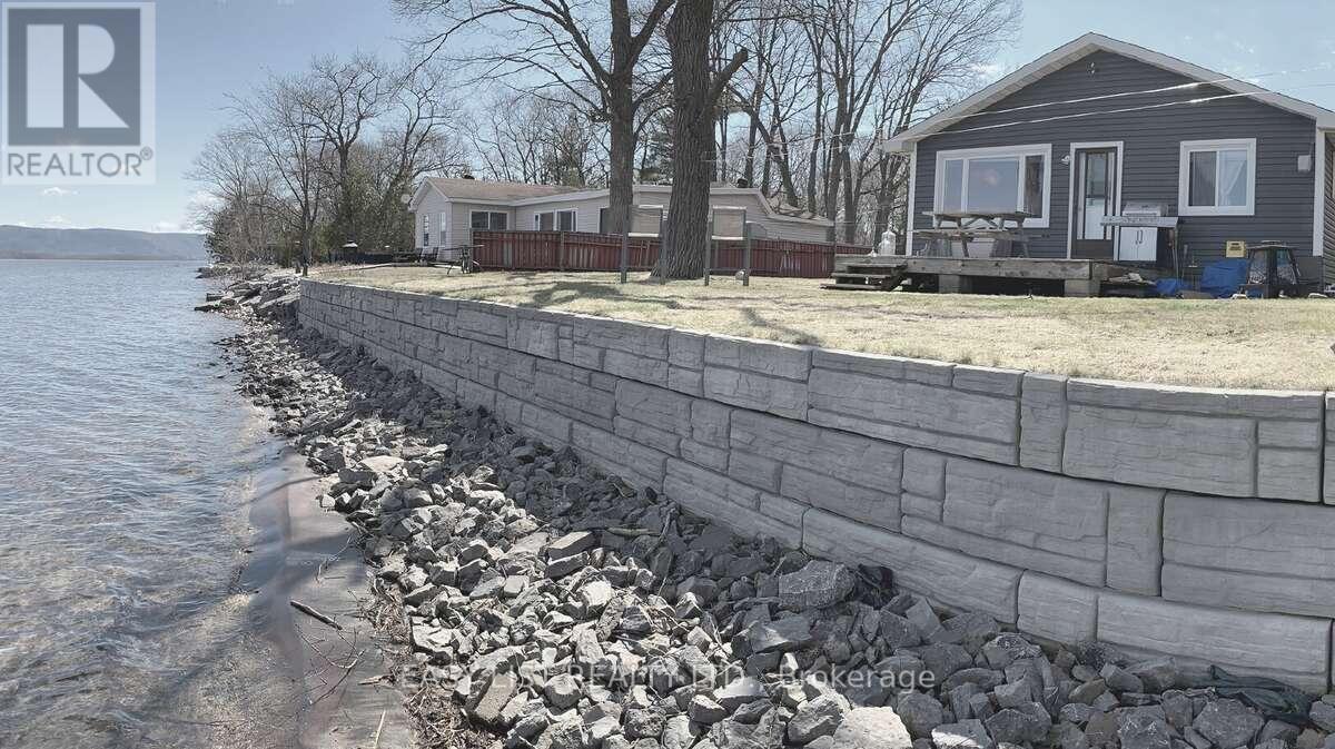 714 BAYVIEW DRIVE, Ottawa, Ontario