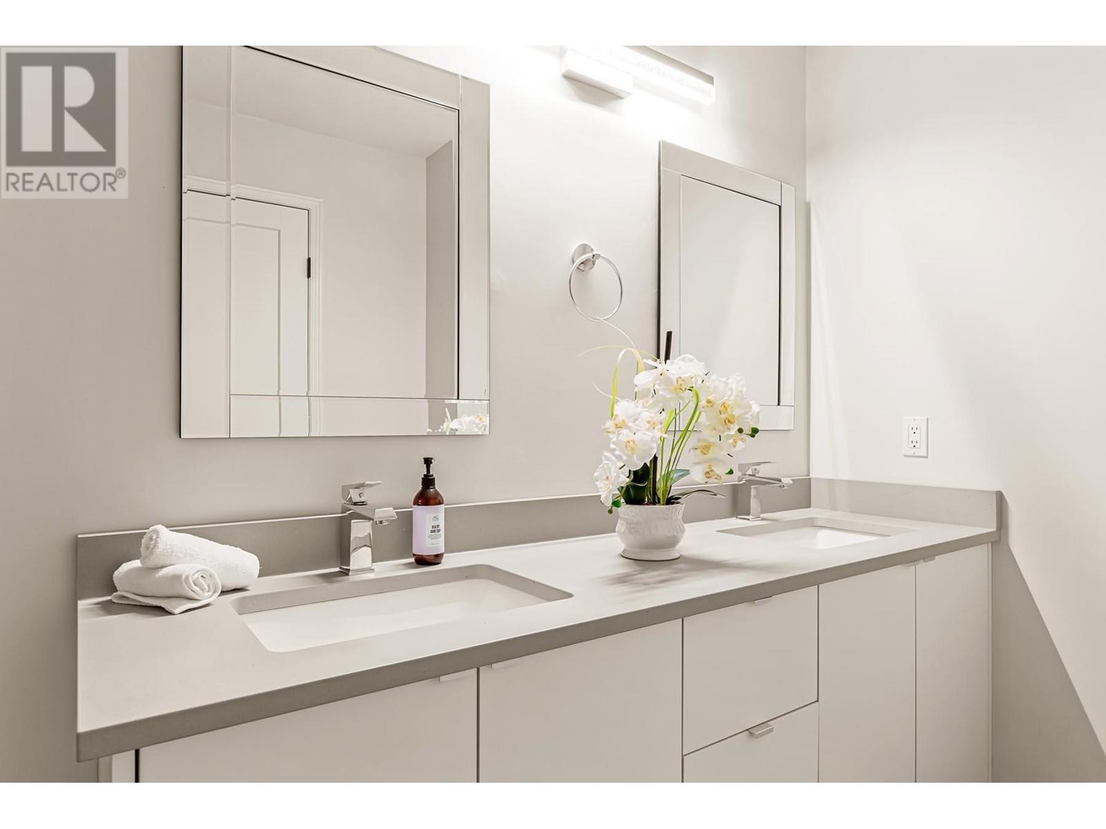 8 323 Governors Court, New Westminster, British Columbia  V3L 5S6 - Photo 27 - R2964854