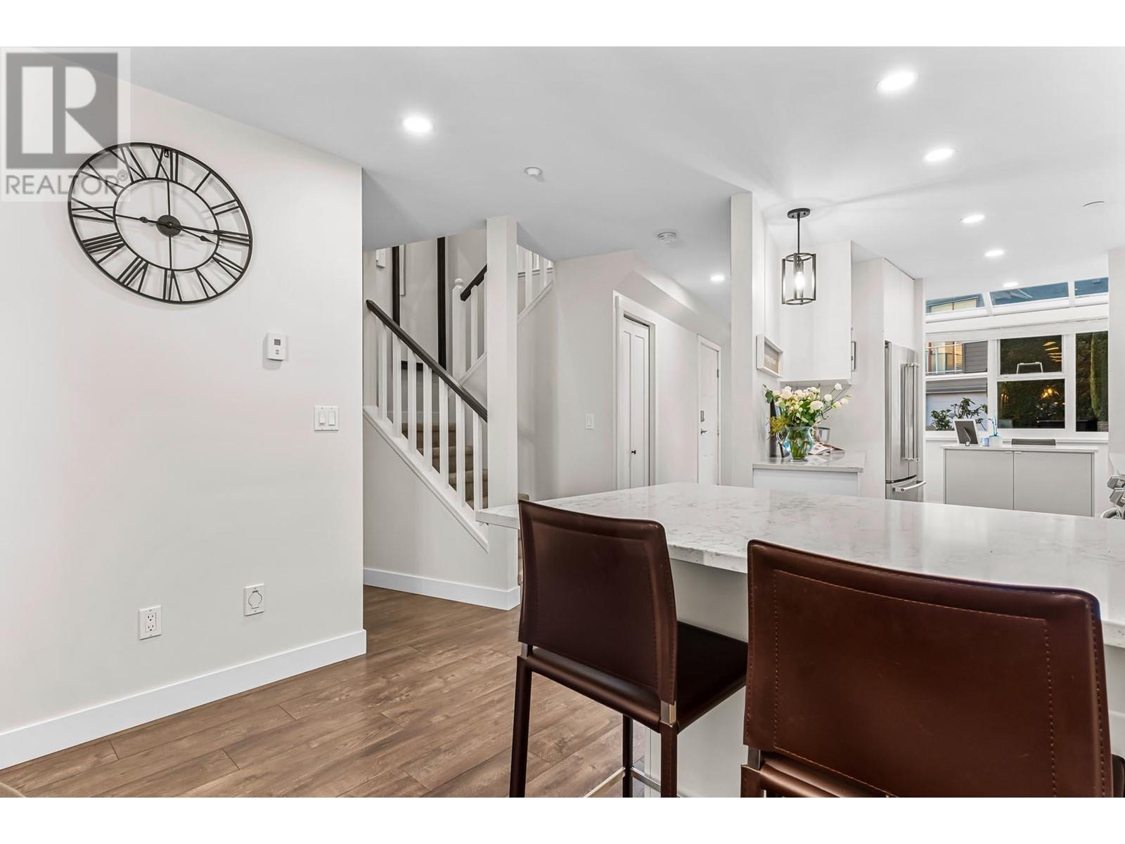 8 323 Governors Court, New Westminster, British Columbia  V3L 5S6 - Photo 8 - R2964854