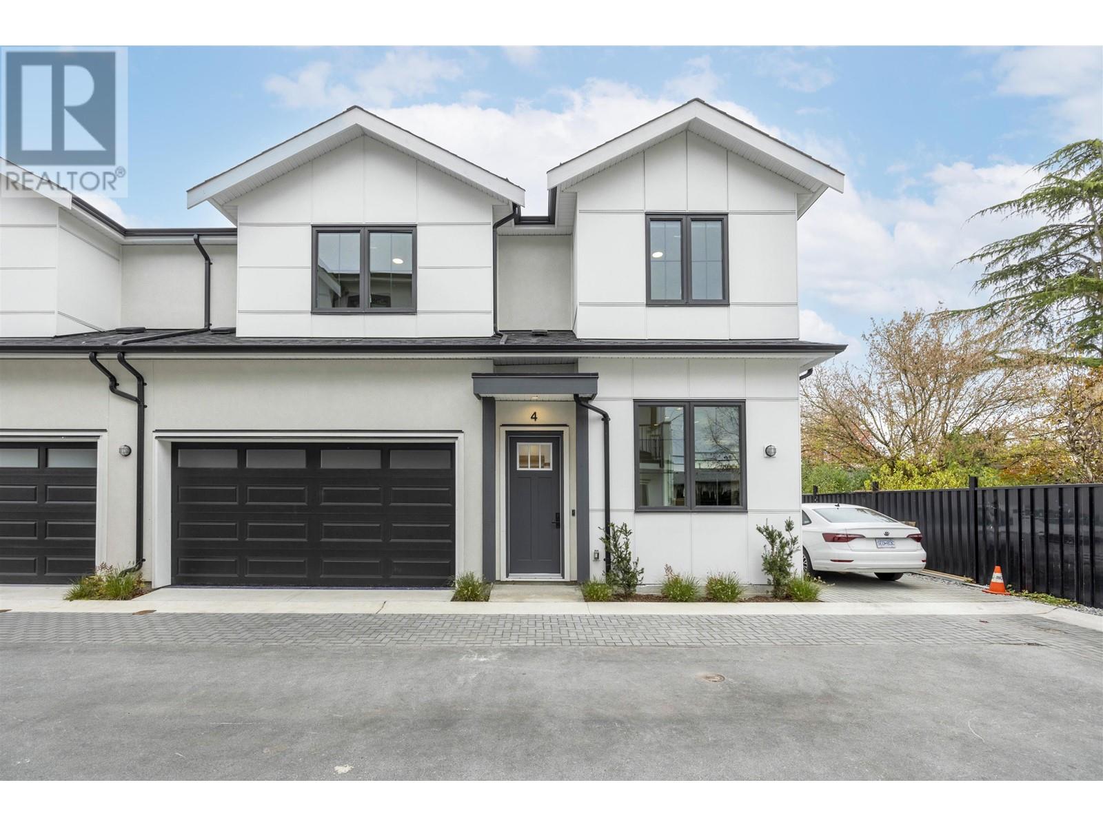 Property at 4 9500 GARDEN CITY ROAD image 1