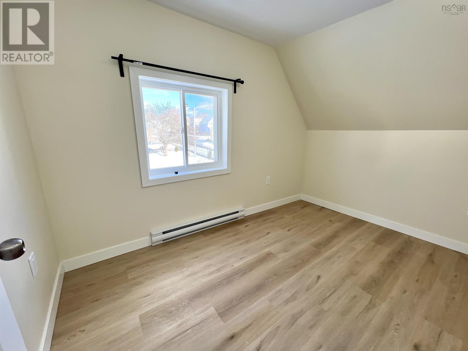 171 Forrest Street, Sydney Mines, Nova Scotia  B1V 2B6 - Photo 15 - 202502555