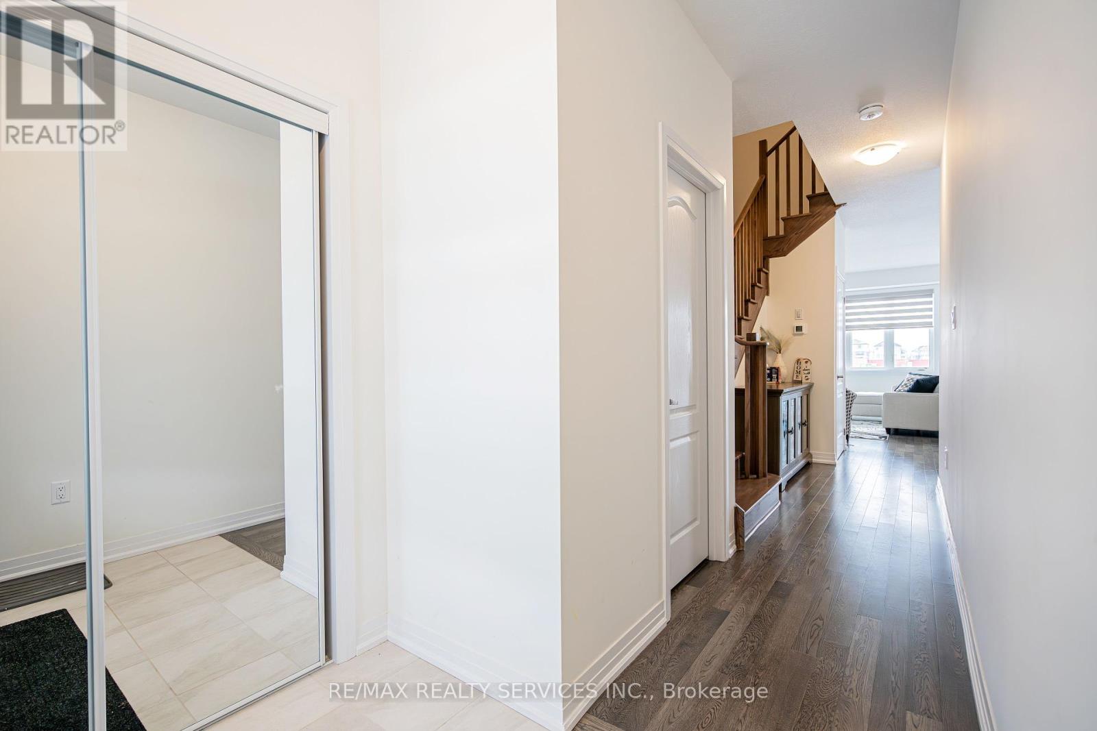 Property at 119 BRIGHTON LANE image 3