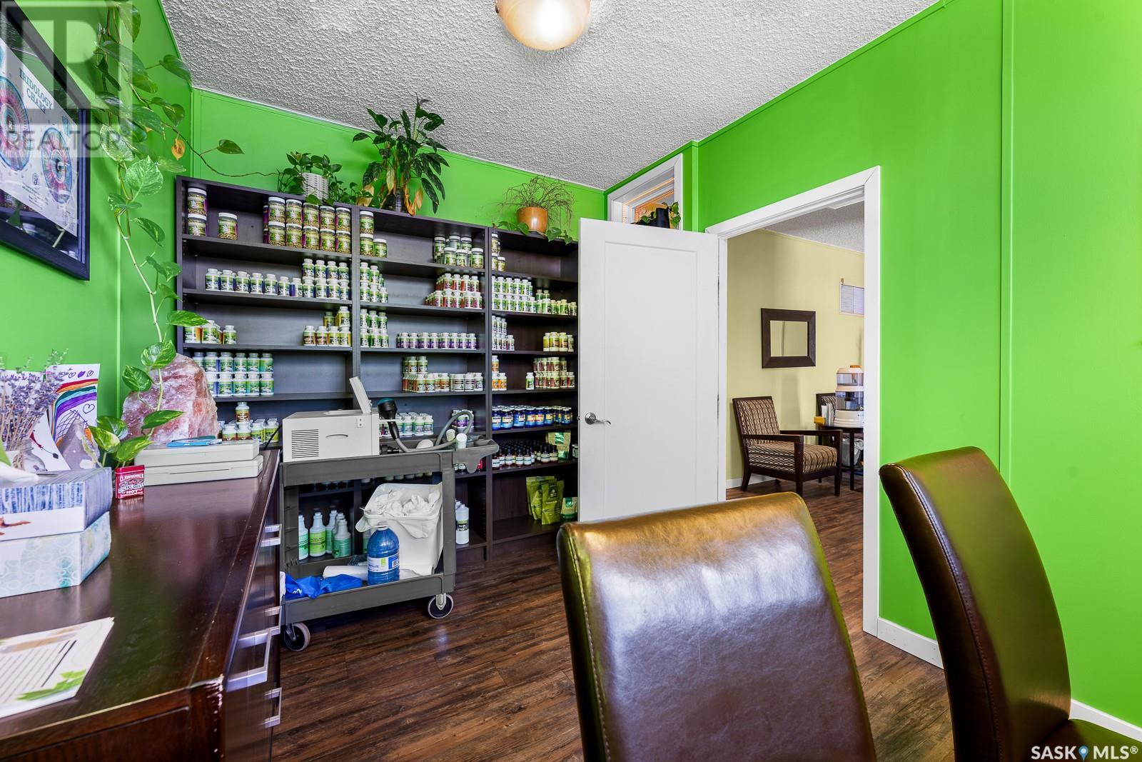 1651 St John Street, Regina, Saskatchewan  S4P 1R6 - Photo 16 - SK995385