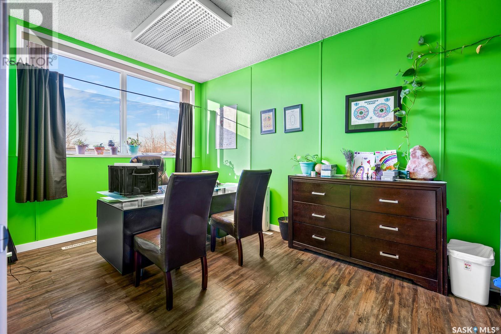 1651 St John Street, Regina, Saskatchewan  S4P 1R6 - Photo 15 - SK995385