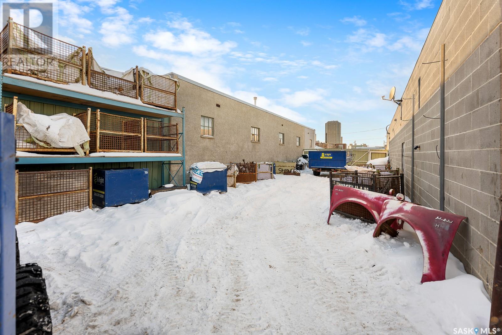1651 St John Street, Regina, Saskatchewan  S4P 1R6 - Photo 9 - SK995385