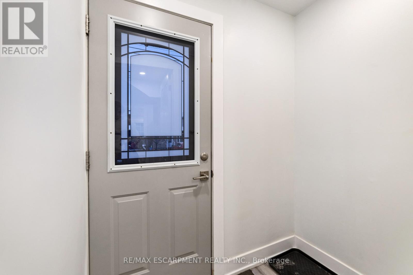 Property at 173 HARMONY AVENUE image 4