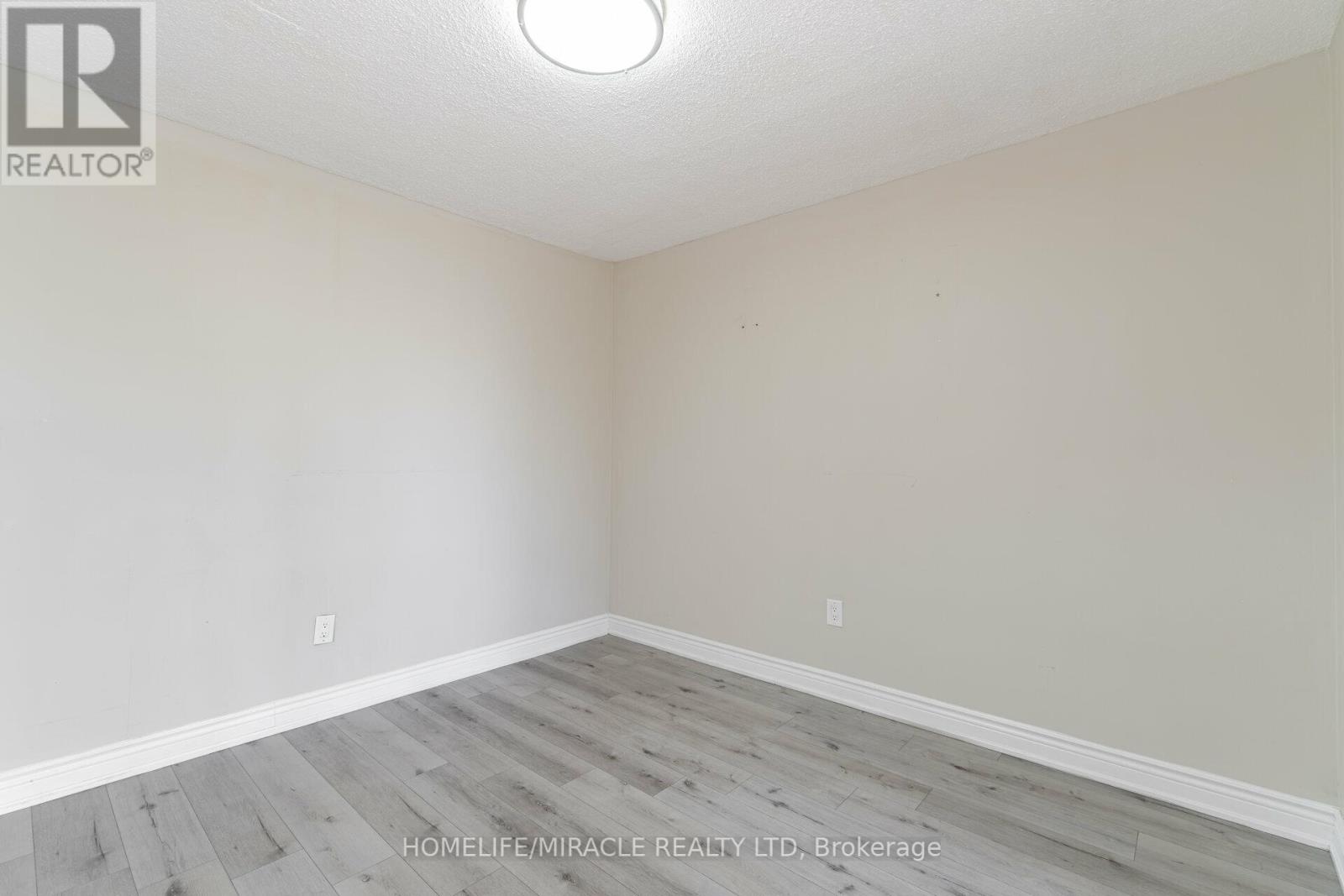 410 - 25 Kensington Road, Brampton (Queen Street Corridor), Ontario  L6T 3W8 - Photo 11 - W11963664