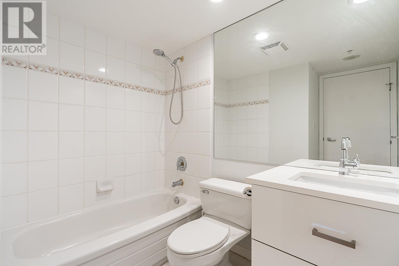 Listing Picture 22 of 36 : 2603 1367 ALBERNI STREET, Vancouver / 溫哥華 - 魯藝地產 Yvonne Lu Group - MLS Medallion Club Member