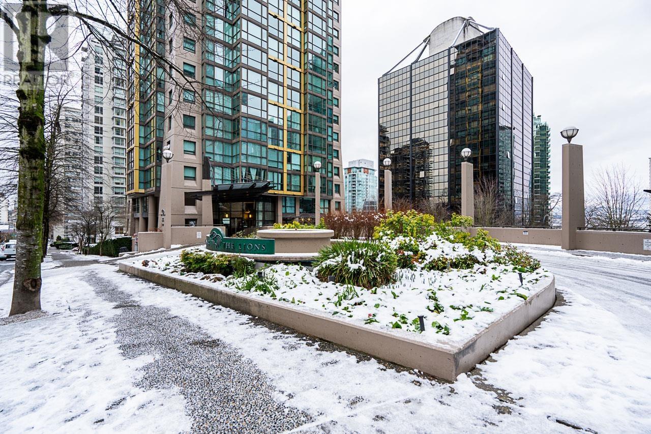 Listing Picture 34 of 36 : 2603 1367 ALBERNI STREET, Vancouver / 溫哥華 - 魯藝地產 Yvonne Lu Group - MLS Medallion Club Member