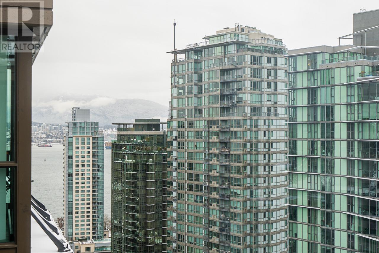 Listing Picture 18 of 36 : 2603 1367 ALBERNI STREET, Vancouver / 溫哥華 - 魯藝地產 Yvonne Lu Group - MLS Medallion Club Member