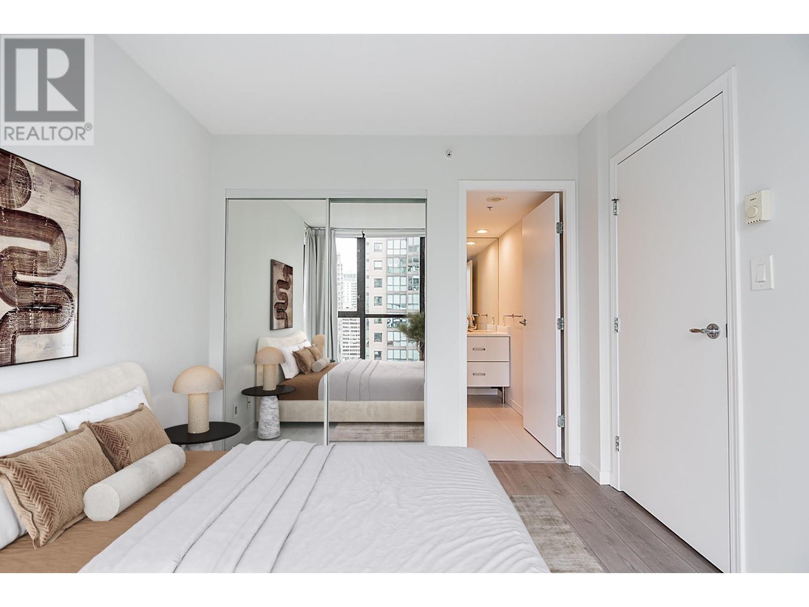 Listing Picture 3 of 36 : 2603 1367 ALBERNI STREET, Vancouver / 溫哥華 - 魯藝地產 Yvonne Lu Group - MLS Medallion Club Member