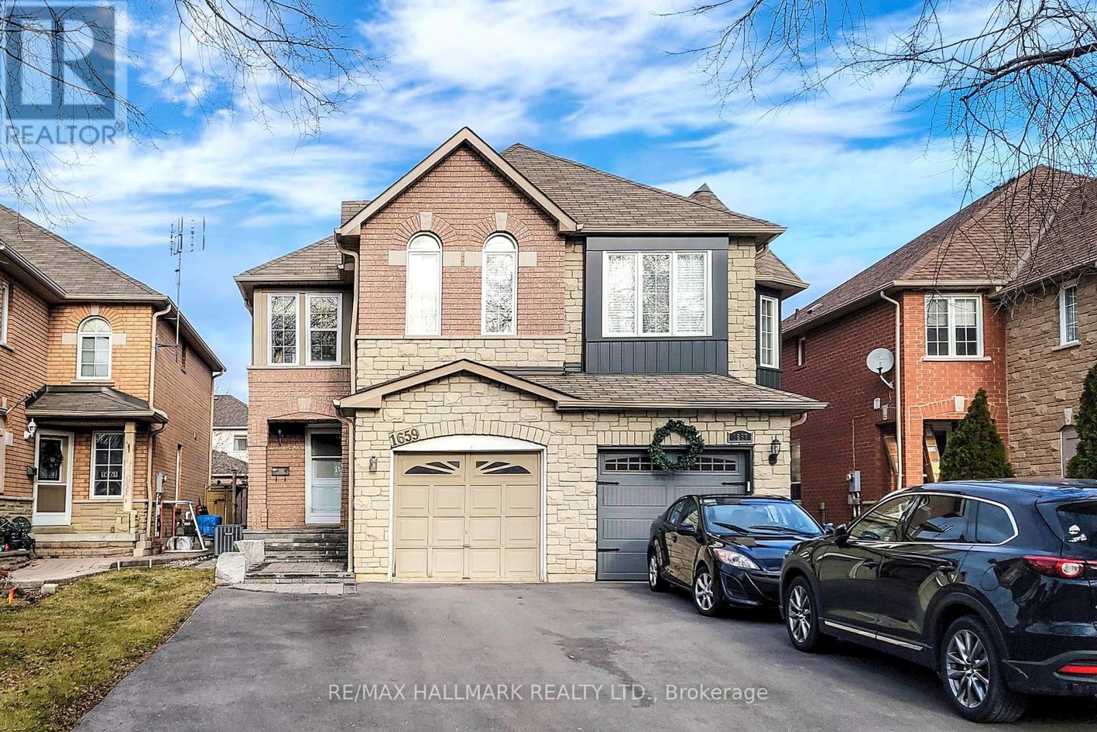 1659 Autumn Crescent, Pickering, Ontario  L1V 6X6 - Photo 1 - E11963729