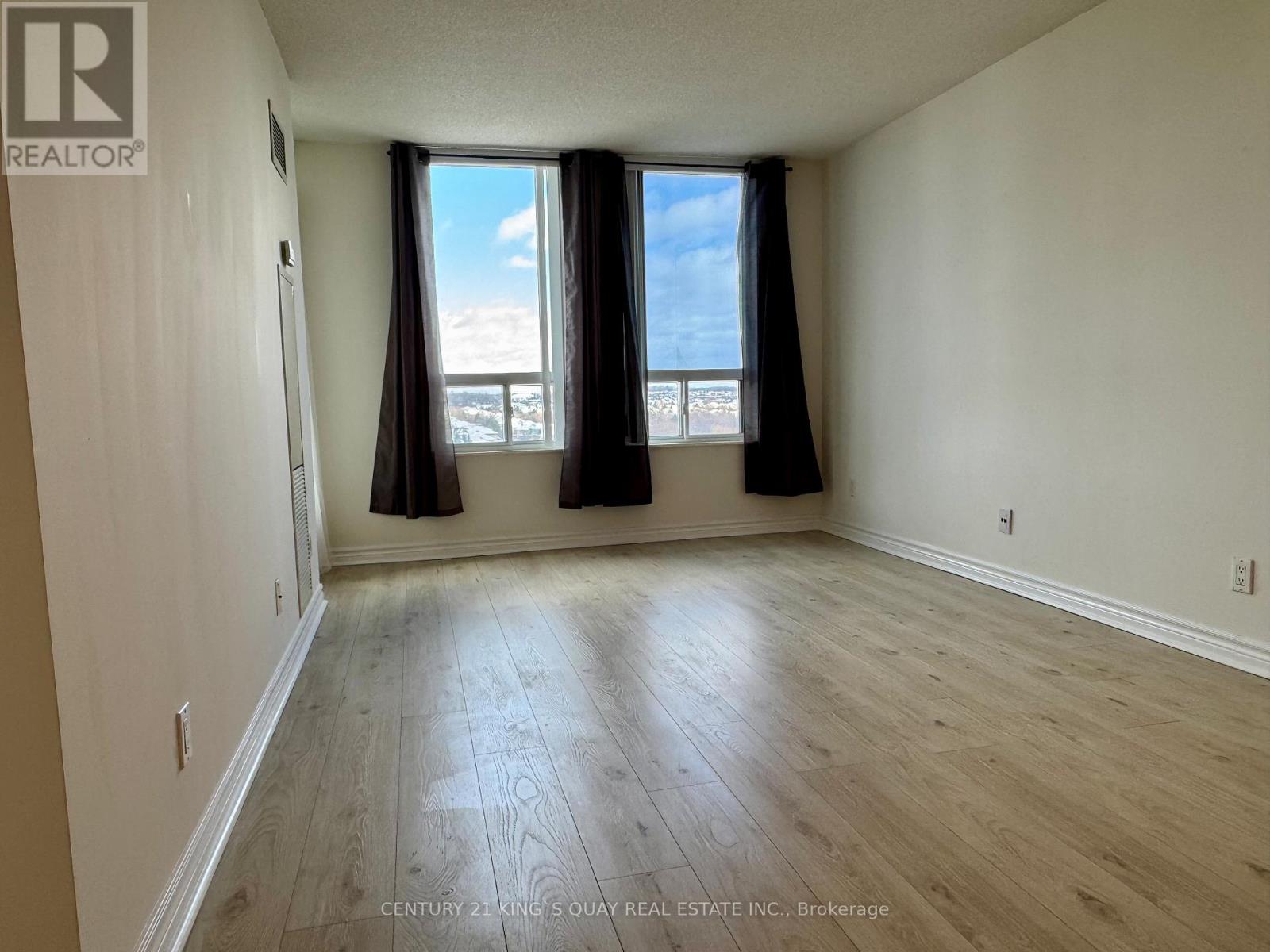 1008 - 330 Red Maple Road, Richmond Hill, Ontario  L3C 0T6 - Photo 11 - N11963719