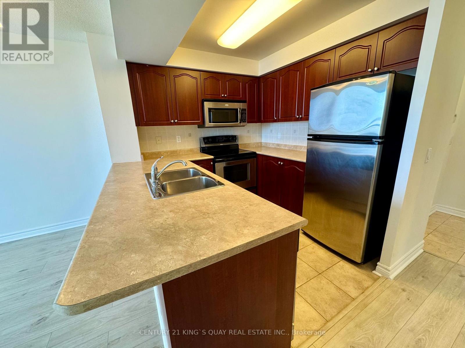1008 - 330 Red Maple Road, Richmond Hill, Ontario  L3C 0T6 - Photo 5 - N11963719