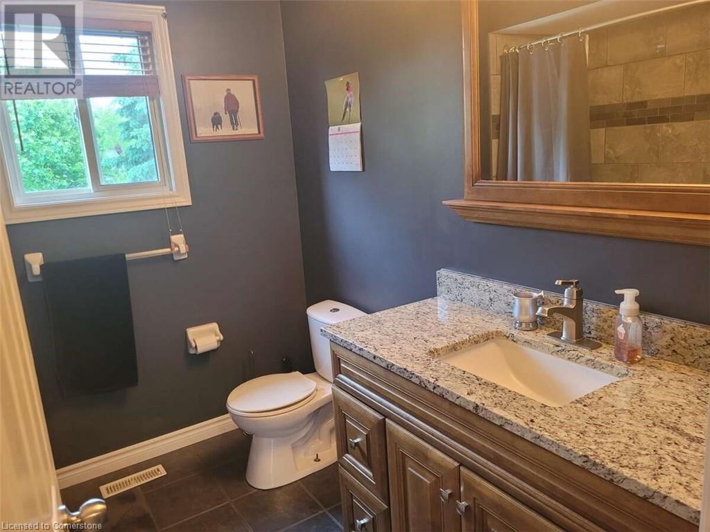 Photo 33 of 43 for 186 Waterloo Street