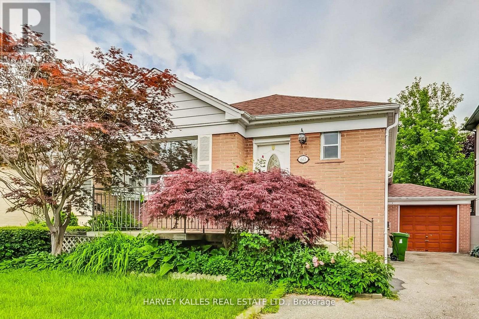 60 Newton Drive, Toronto, Ontario  M2M 2M9 - Photo 2 - C11963801