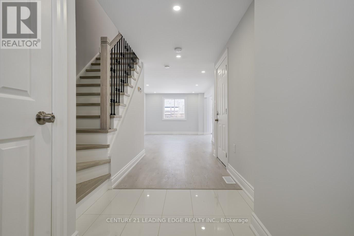 Property at 232 NATHAN CRESCENT image 4