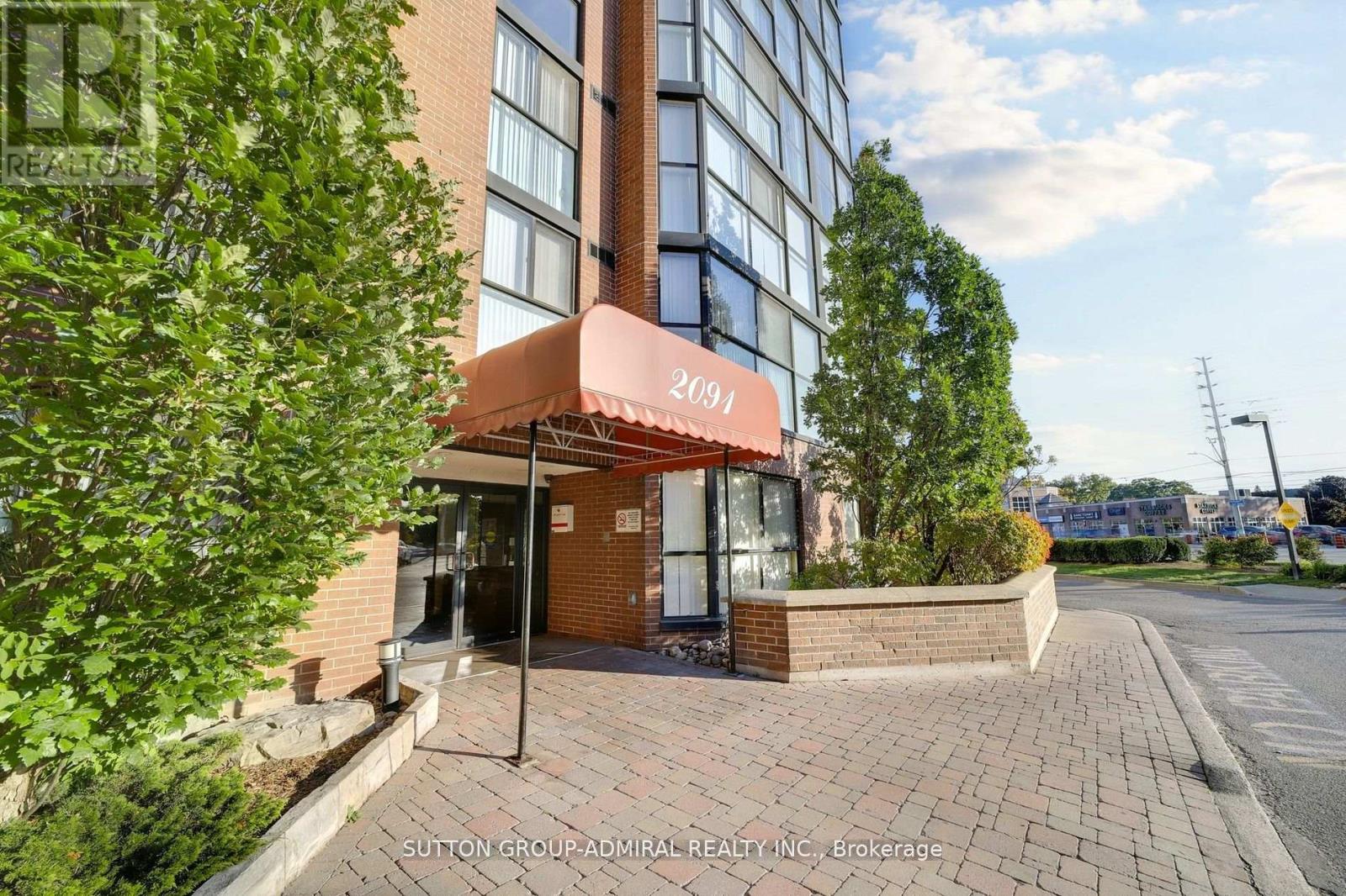 Property at 706 - 2091 HURONTARIO STREET image 2