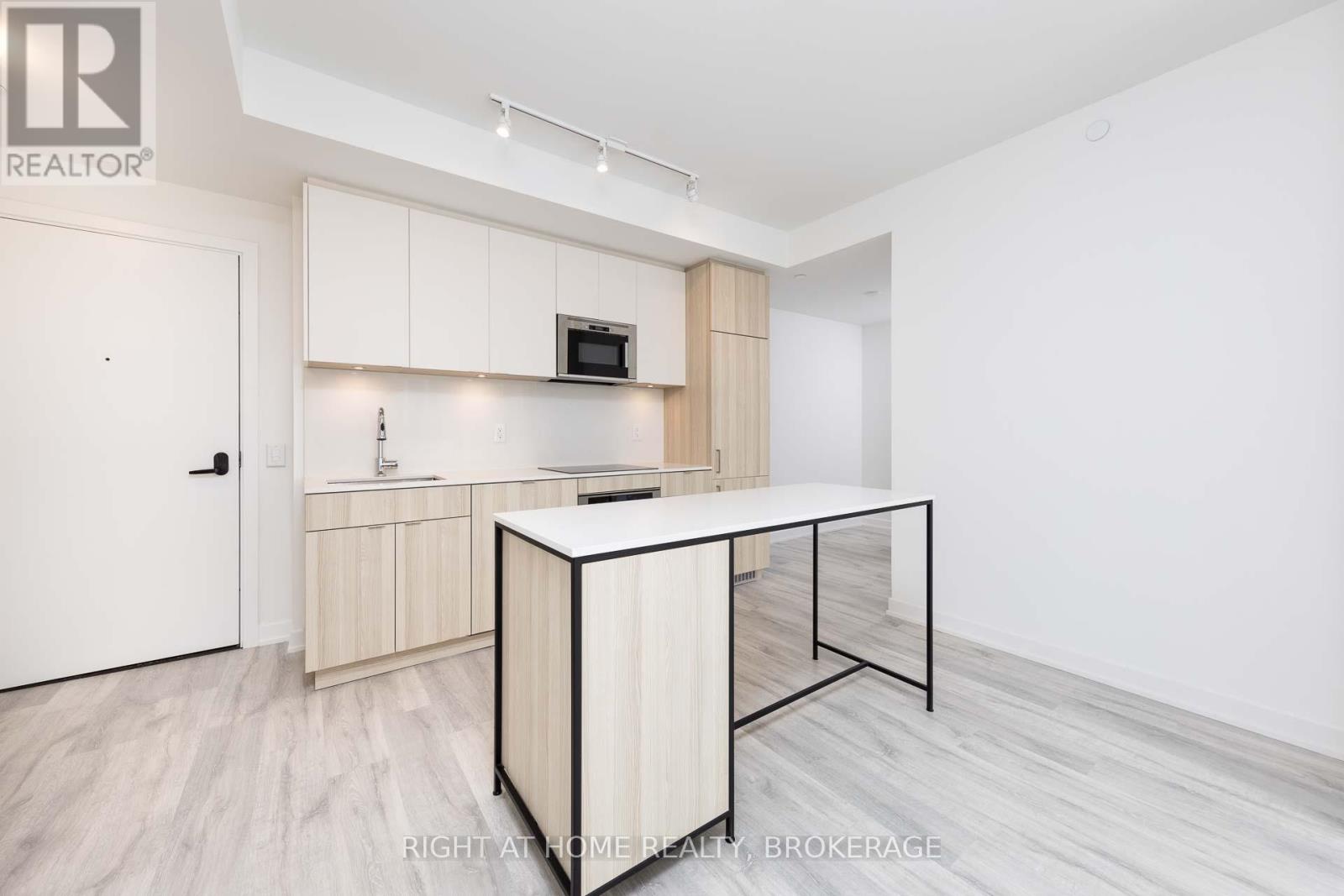 Property at 431 - 215 LAKESHORE ROAD W image 4