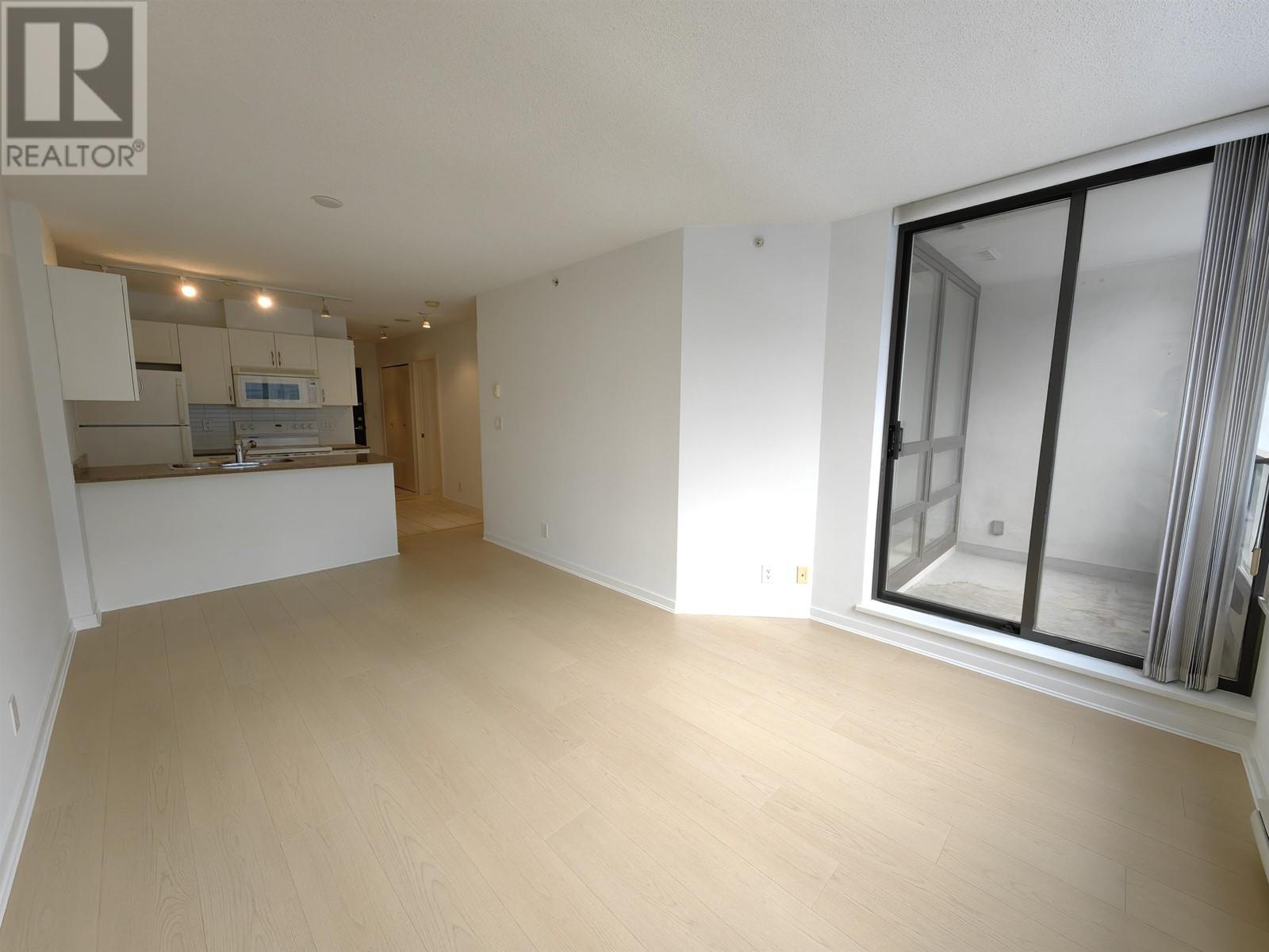 Listing Picture 8 of 16 : 1515 938 SMITHE STREET, Vancouver / 溫哥華 - 魯藝地產 Yvonne Lu Group - MLS Medallion Club Member