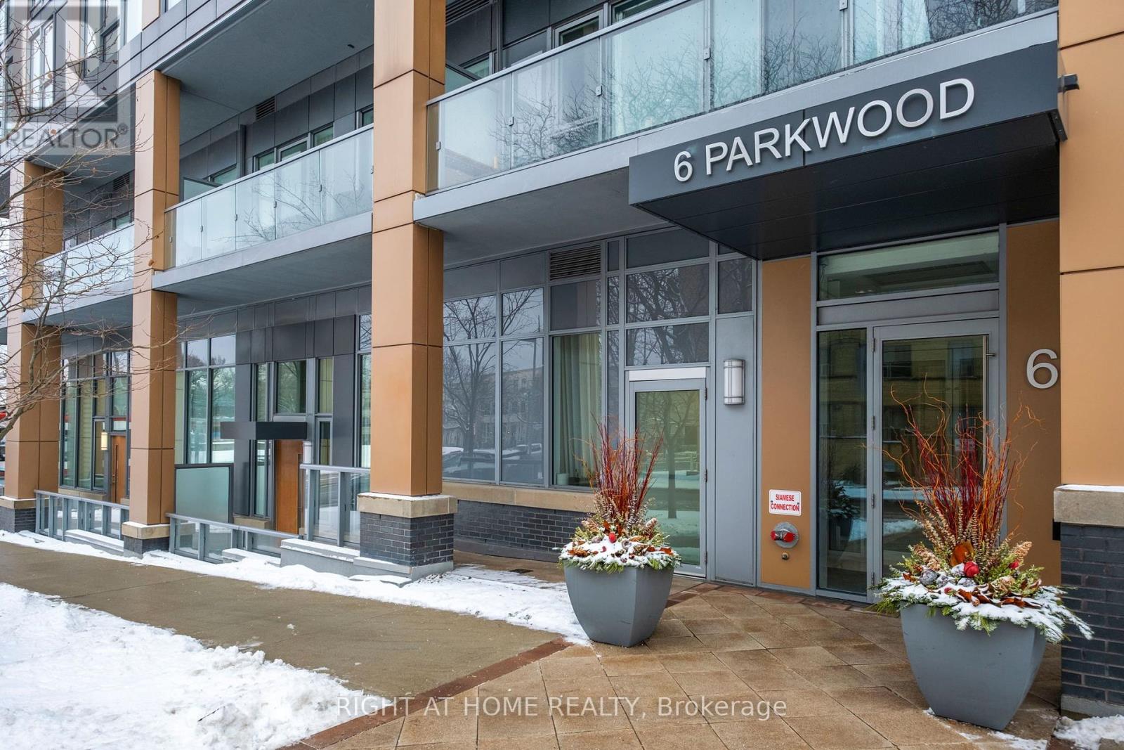 Th6 - 6 Parkwood Avenue, Toronto (Casa Loma), Ontario  M4V 0A3 - Photo 37 - C11963861