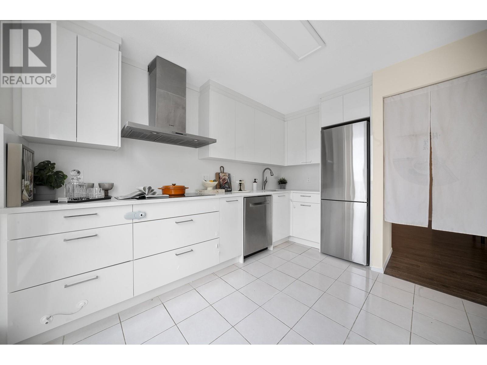 Listing Picture 17 of 34 : 1304 5833 WILSON AVENUE, Burnaby / 本拿比 - 魯藝地產 Yvonne Lu Group - MLS Medallion Club Member