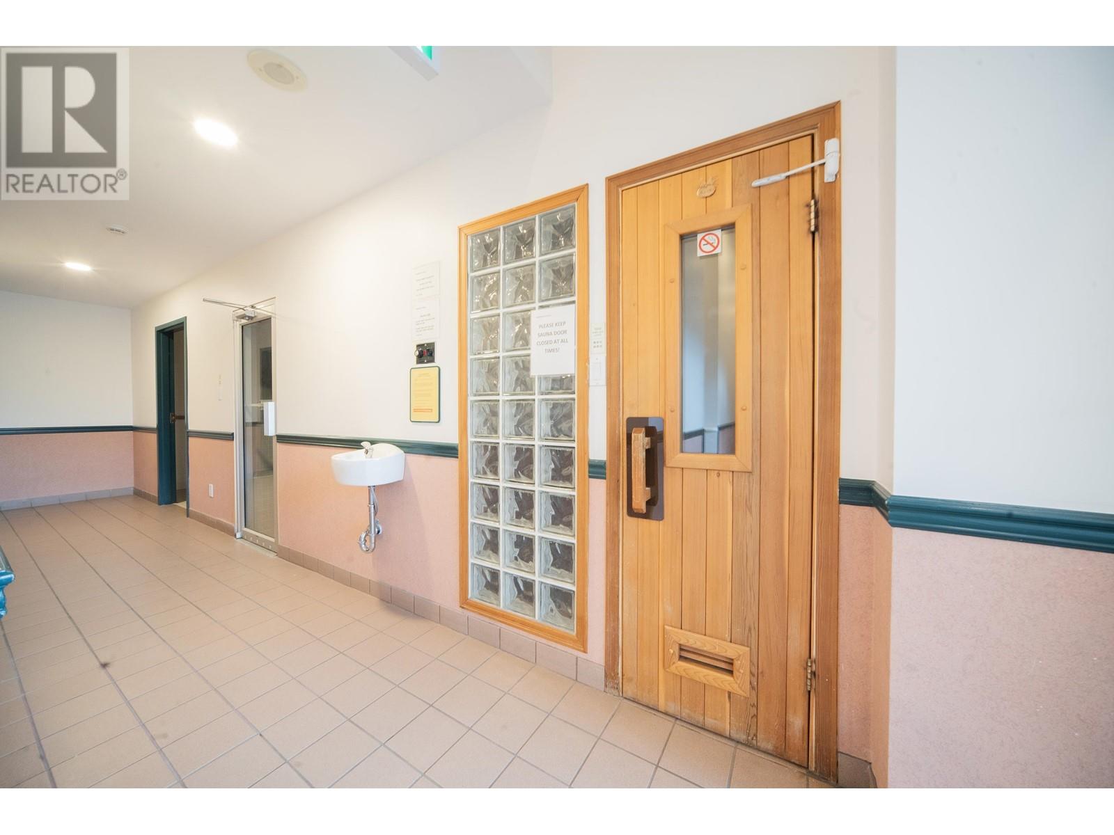 Listing Picture 27 of 34 : 1304 5833 WILSON AVENUE, Burnaby / 本拿比 - 魯藝地產 Yvonne Lu Group - MLS Medallion Club Member