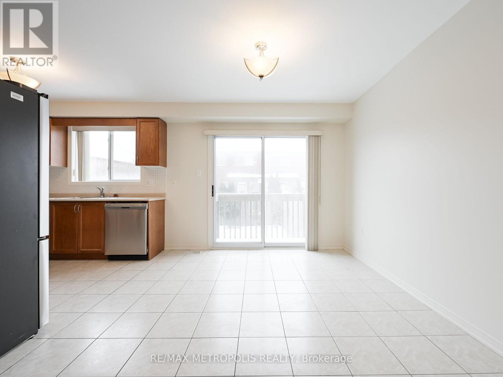 Main - 3926 Stardust Drive, Mississauga, Ontario  L5M 8A6 - Photo 12 - W11963908