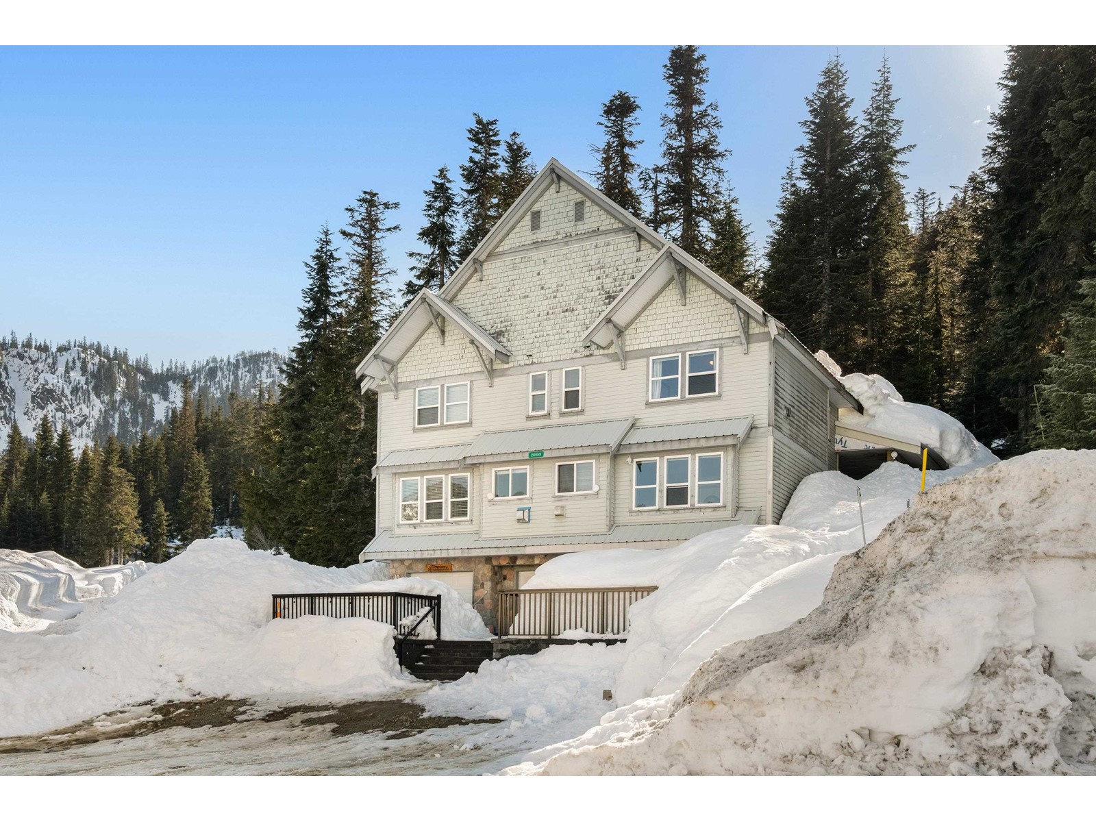 20959 Sakwi Creek Road, Mission, British Columbia  V0M 1A1 - Photo 2 - R2964542