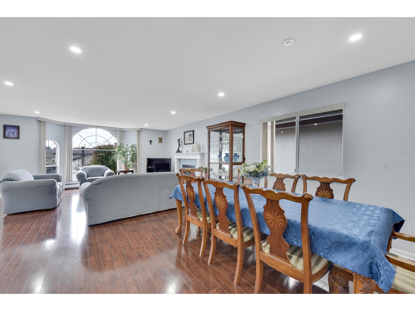 6766 123a Avenue, Surrey, British Columbia  V3W 0Z1 - Photo 6 - R2959825