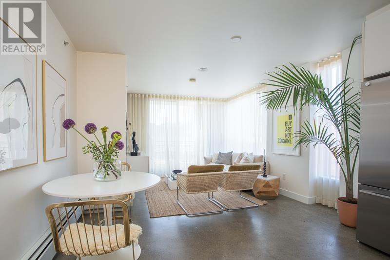 Listing Picture 15 of 39 : 307 231 E PENDER STREET, Vancouver / 溫哥華 - 魯藝地產 Yvonne Lu Group - MLS Medallion Club Member