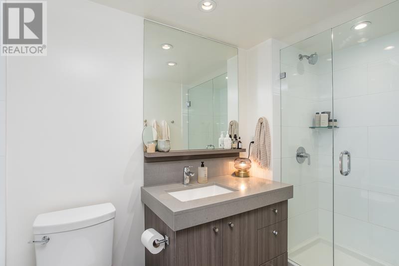 Listing Picture 29 of 39 : 307 231 E PENDER STREET, Vancouver / 溫哥華 - 魯藝地產 Yvonne Lu Group - MLS Medallion Club Member