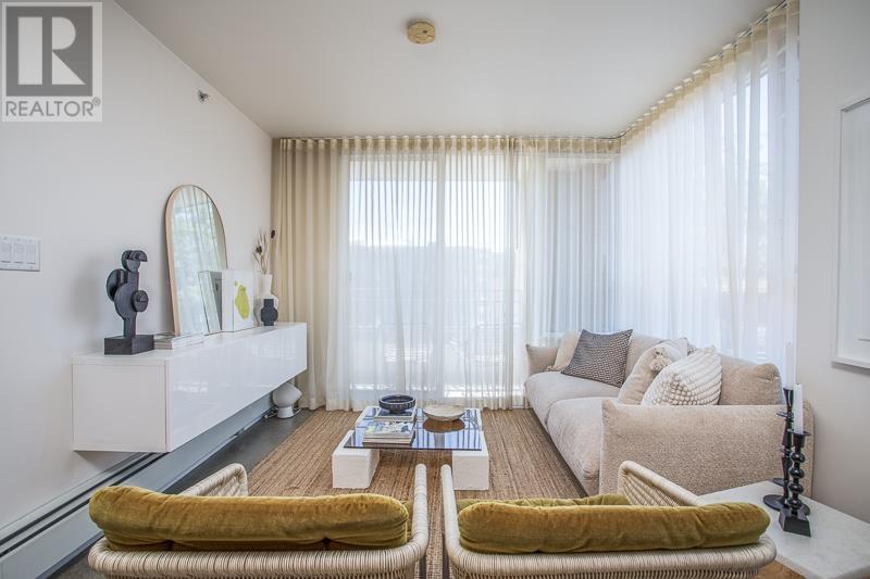 Listing Picture 13 of 39 : 307 231 E PENDER STREET, Vancouver / 溫哥華 - 魯藝地產 Yvonne Lu Group - MLS Medallion Club Member