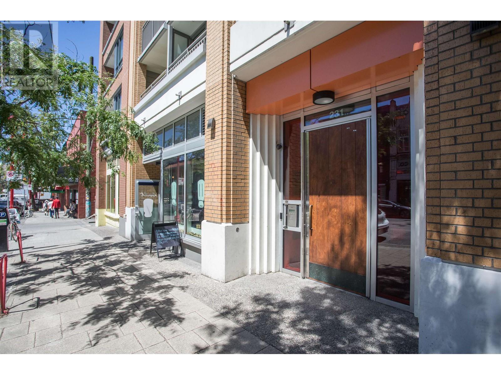 Listing Picture 34 of 39 : 307 231 E PENDER STREET, Vancouver / 溫哥華 - 魯藝地產 Yvonne Lu Group - MLS Medallion Club Member