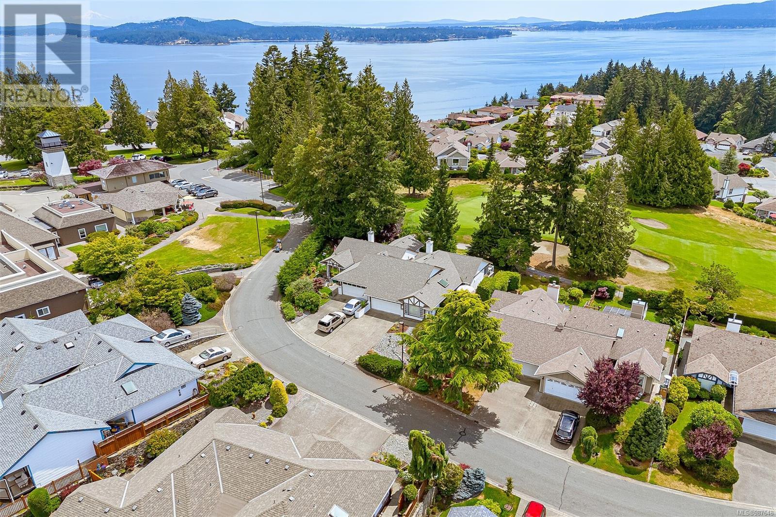 Property at 536 Fairways Pl image 2