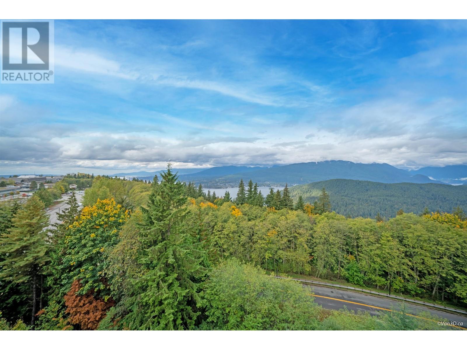 Listing Picture 29 of 32 : 1203 8850 UNIVERSITY CRESCENT, Burnaby / 本拿比 - 魯藝地產 Yvonne Lu Group - MLS Medallion Club Member