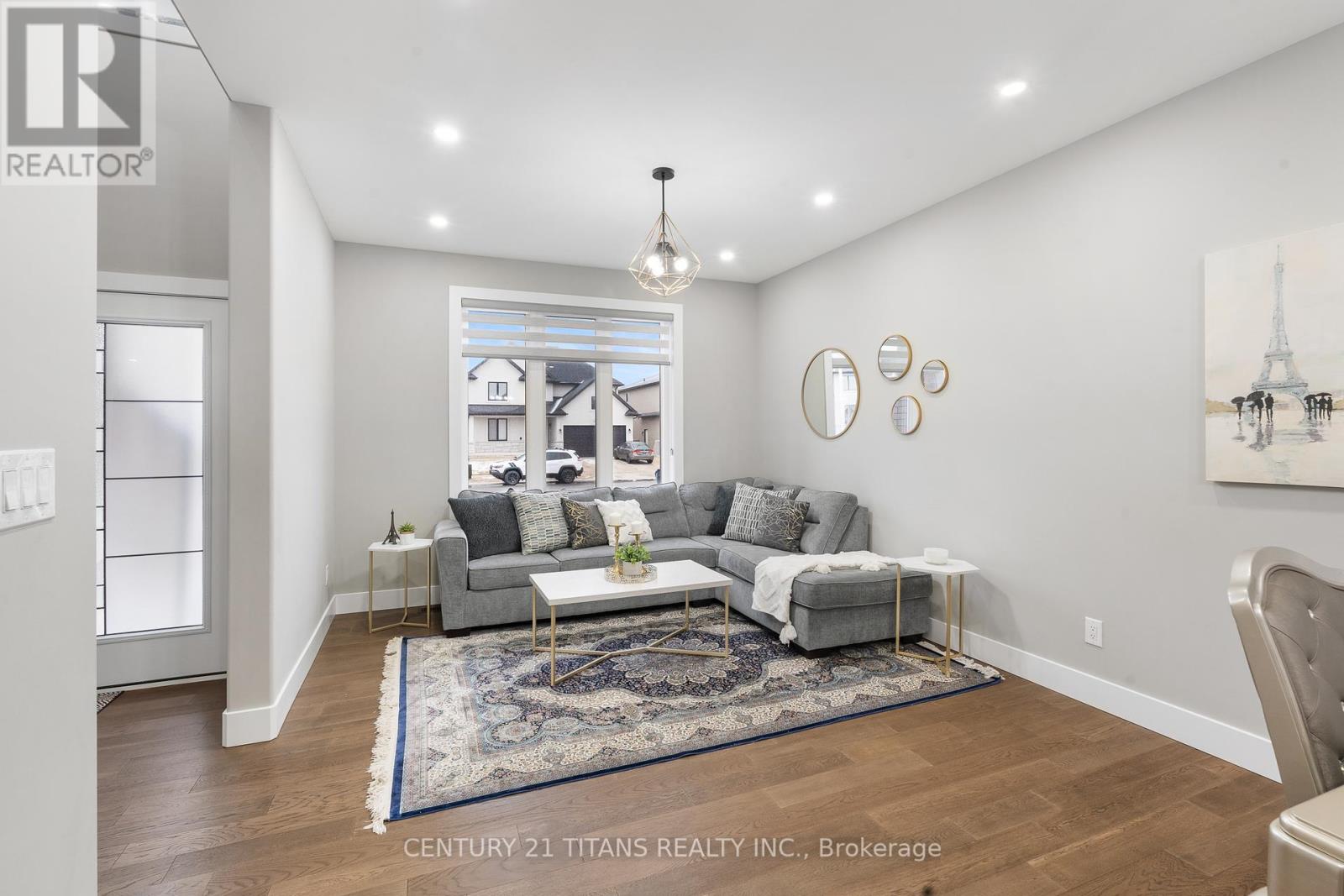 Property at 146 TUSCANY TRAIL image 5