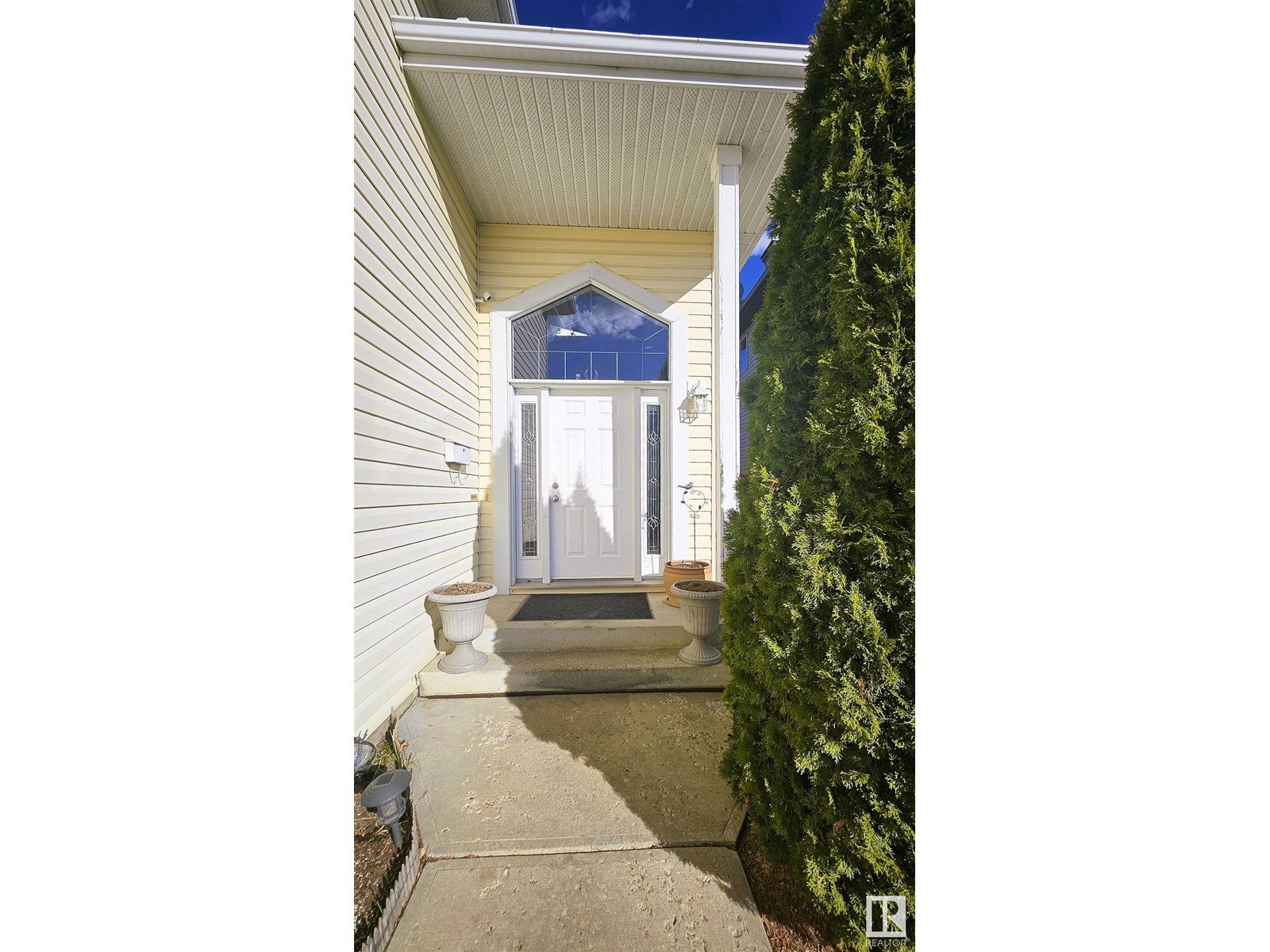 Property at 3709 22A ST NW image 2