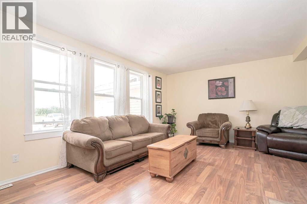 25, 842070 Range Road 241, Rural Northern Lights, Alberta  T0H 1W0 - Photo 2 - A2113610