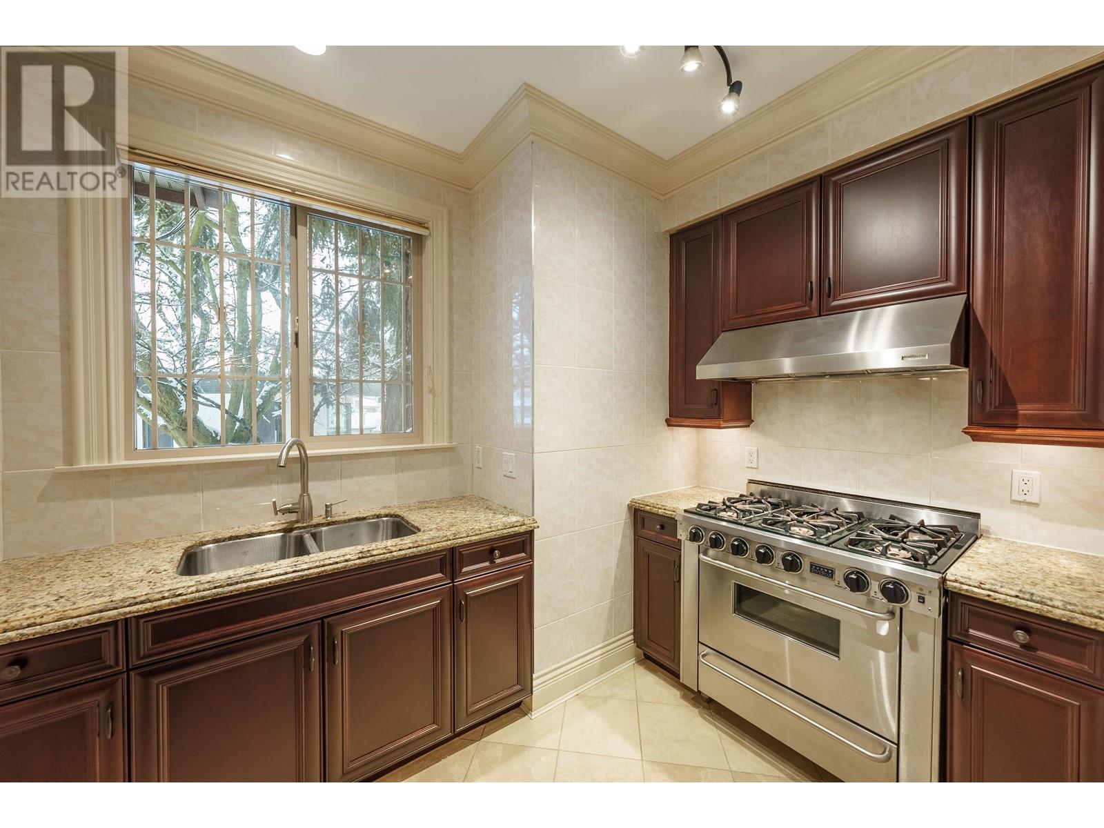 607 W 53 Avenue, Vancouver, British Columbia  V6P 1K2 - Photo 16 - R2962109