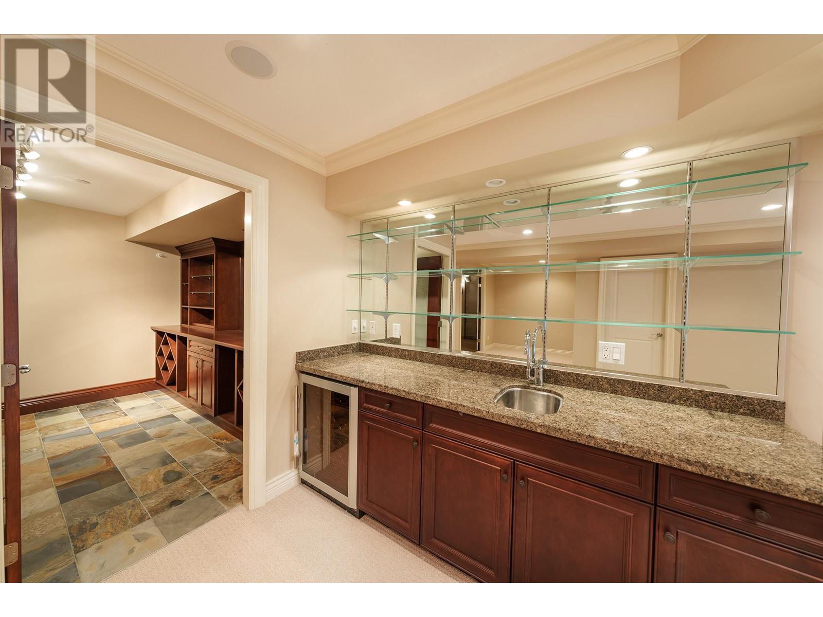 607 W 53 Avenue, Vancouver, British Columbia  V6P 1K2 - Photo 37 - R2962109