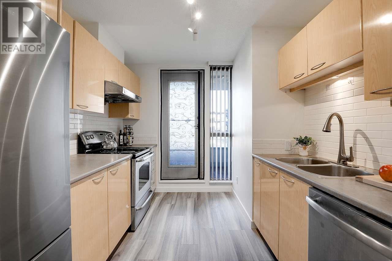 Listing Picture 12 of 23 : 1208 4888 HAZEL STREET, Burnaby / 本拿比 - 魯藝地產 Yvonne Lu Group - MLS Medallion Club Member