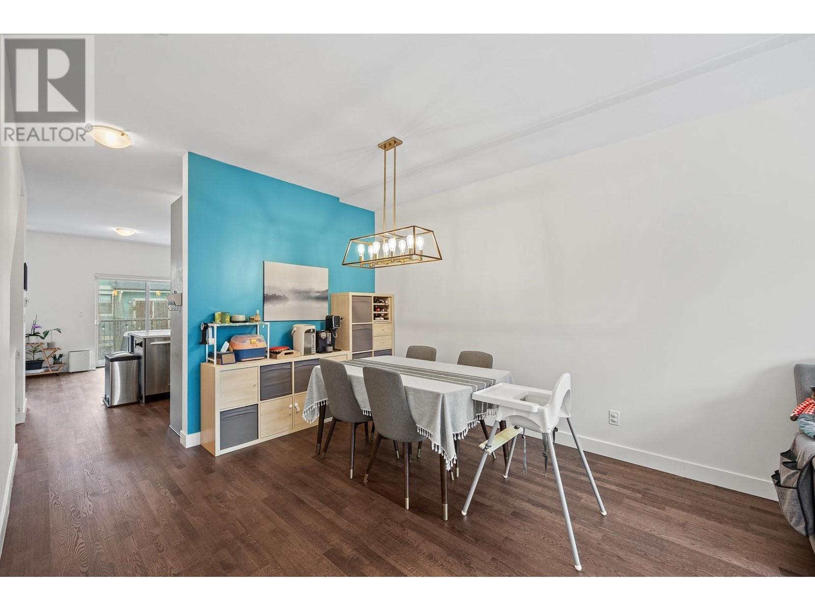 Listing Picture 10 of 35 : 903 8485 NEW HAVEN CLOSE, Burnaby / 本拿比 - 魯藝地產 Yvonne Lu Group - MLS Medallion Club Member