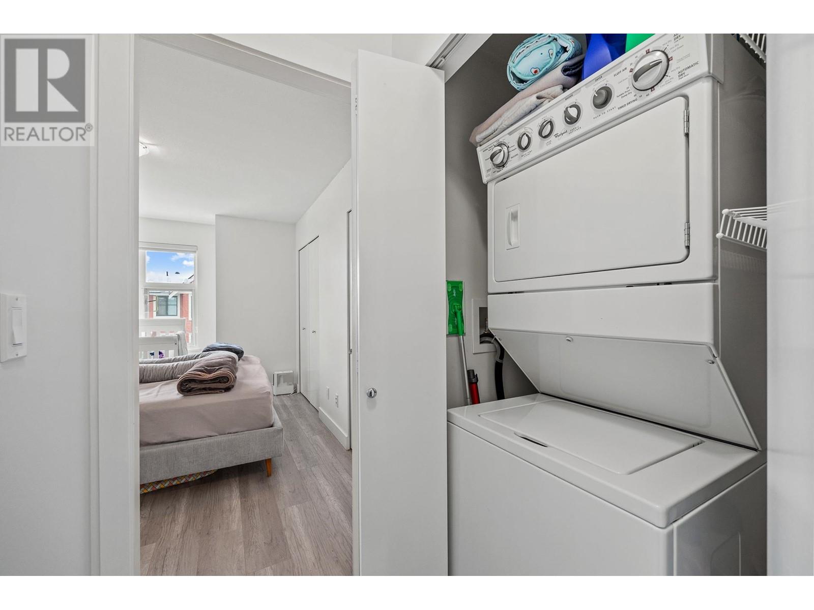 Listing Picture 21 of 35 : 903 8485 NEW HAVEN CLOSE, Burnaby / 本拿比 - 魯藝地產 Yvonne Lu Group - MLS Medallion Club Member